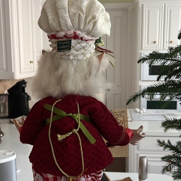 Festive Santa Chef Holiday Decoration - Picture 7 of 8